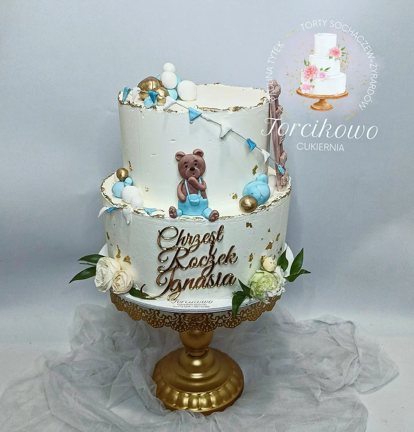 Stylowy tort na chrzest z dopracowanymi zdobieniami – wyjątkowe dzieło Torcikowo u Pauliny