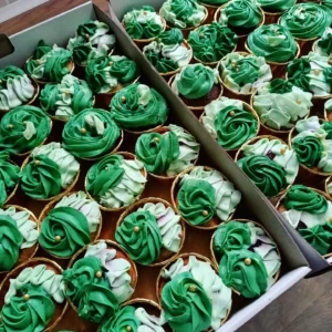 słodki stół babeczki