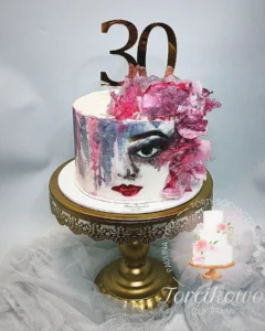 tort na 30 urodziny dla kobiety